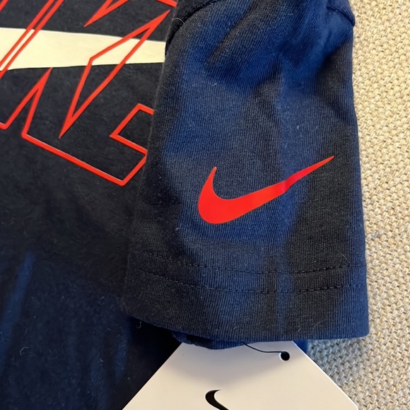 Nike 2T Navy Tee - Picture 4 of 5